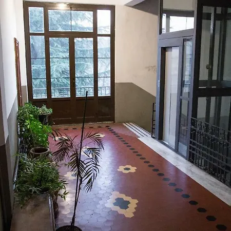 Casa Con Vista -border House